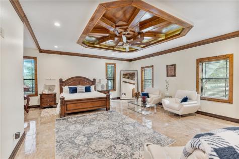1058 S Smith Avenue Hebbronville TX 78361