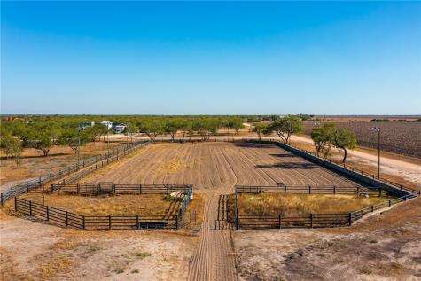 5133 County Road 95 Robstown TX 78380