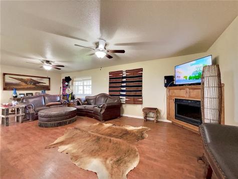 3389 Fm 888 Beeville TX 78102