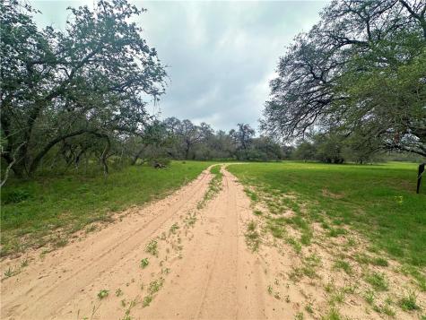 586 Jenschke Lane Poteet TX 78065