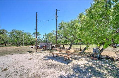 4003 Fm-1349 Beeville TX 78102