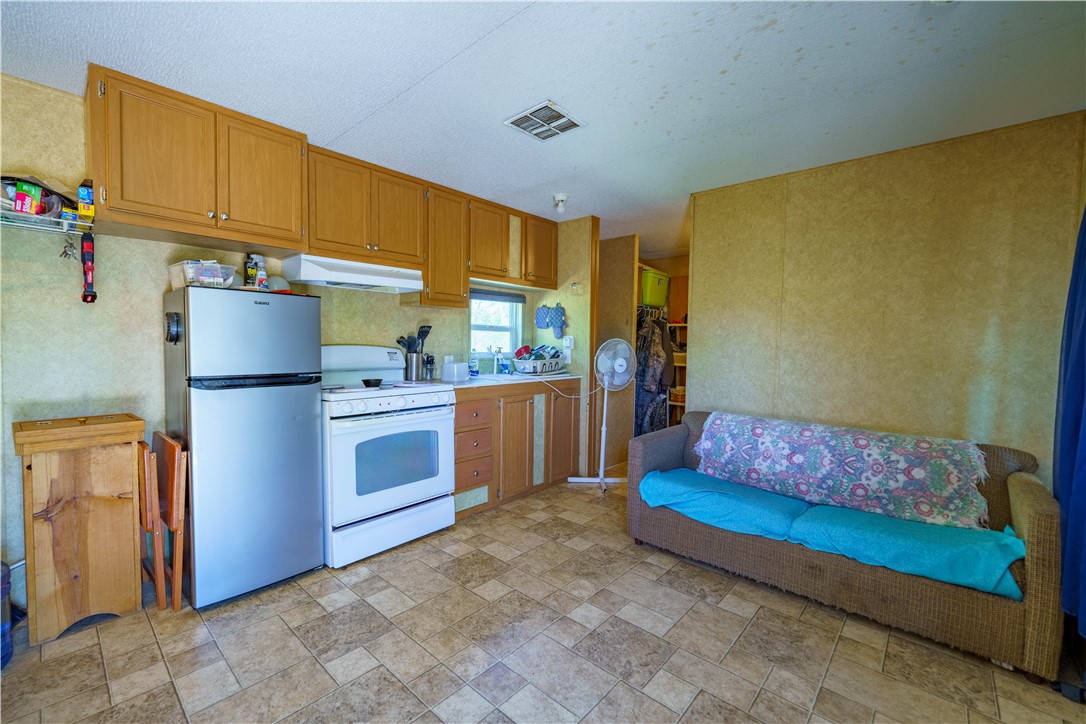 48AC County Road 114 George West TX 78022