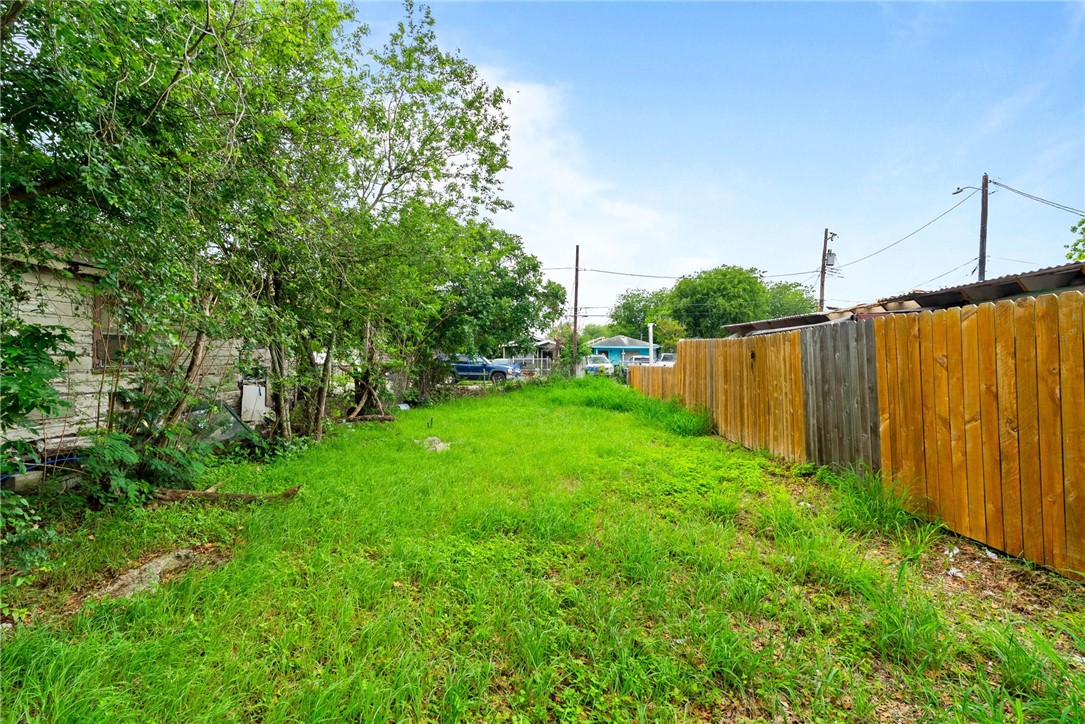 806 Elesa Street Corpus Christi TX 78405