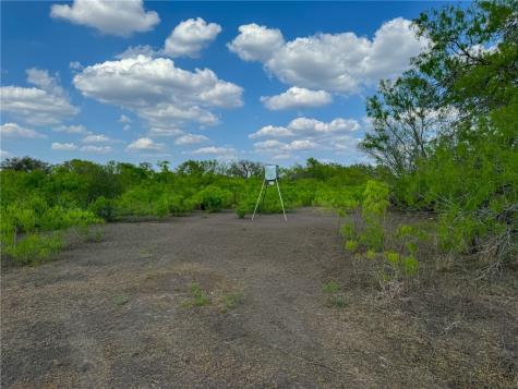 00 King Lane Beeville TX 78102