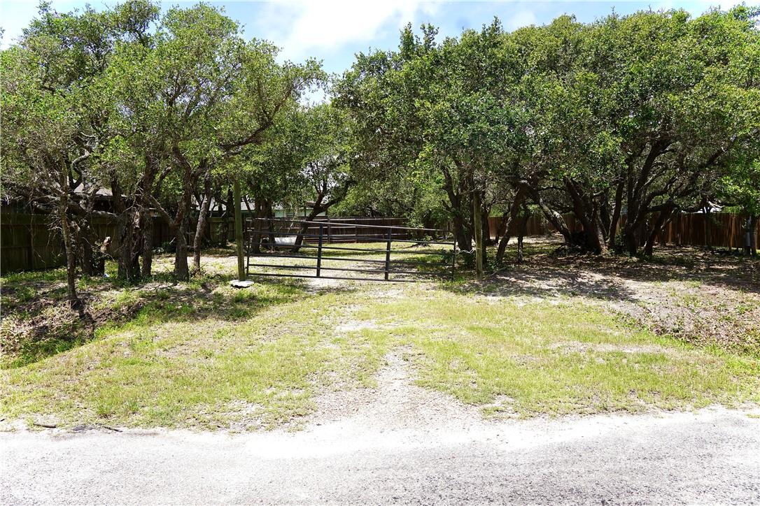 1121 Egret Rockport TX 78382