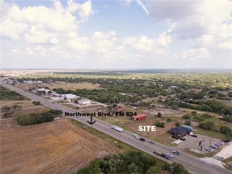 15418 Northwest Boulevard Robstown TX 78380