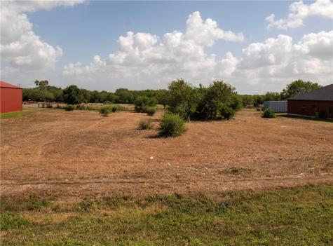 15418 Northwest Boulevard Robstown TX 78380