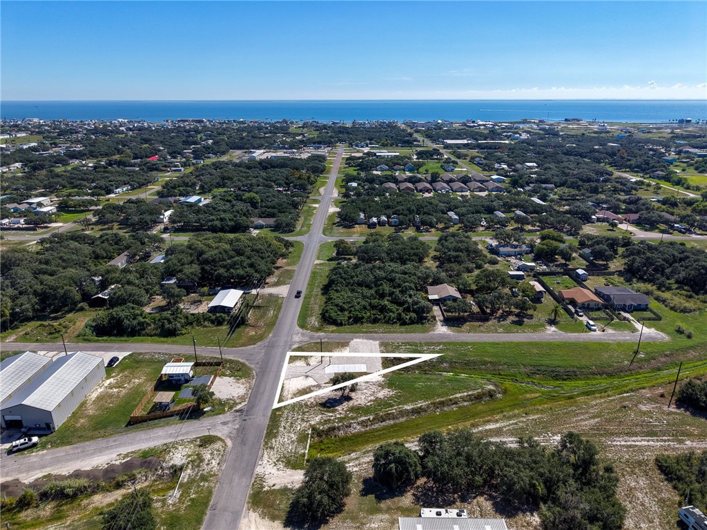 902 W Hood Rockport TX 78382