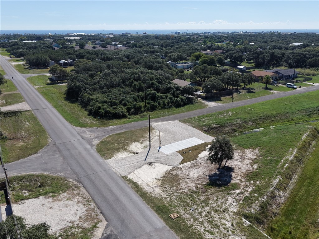 902 W Hood Rockport TX 78382