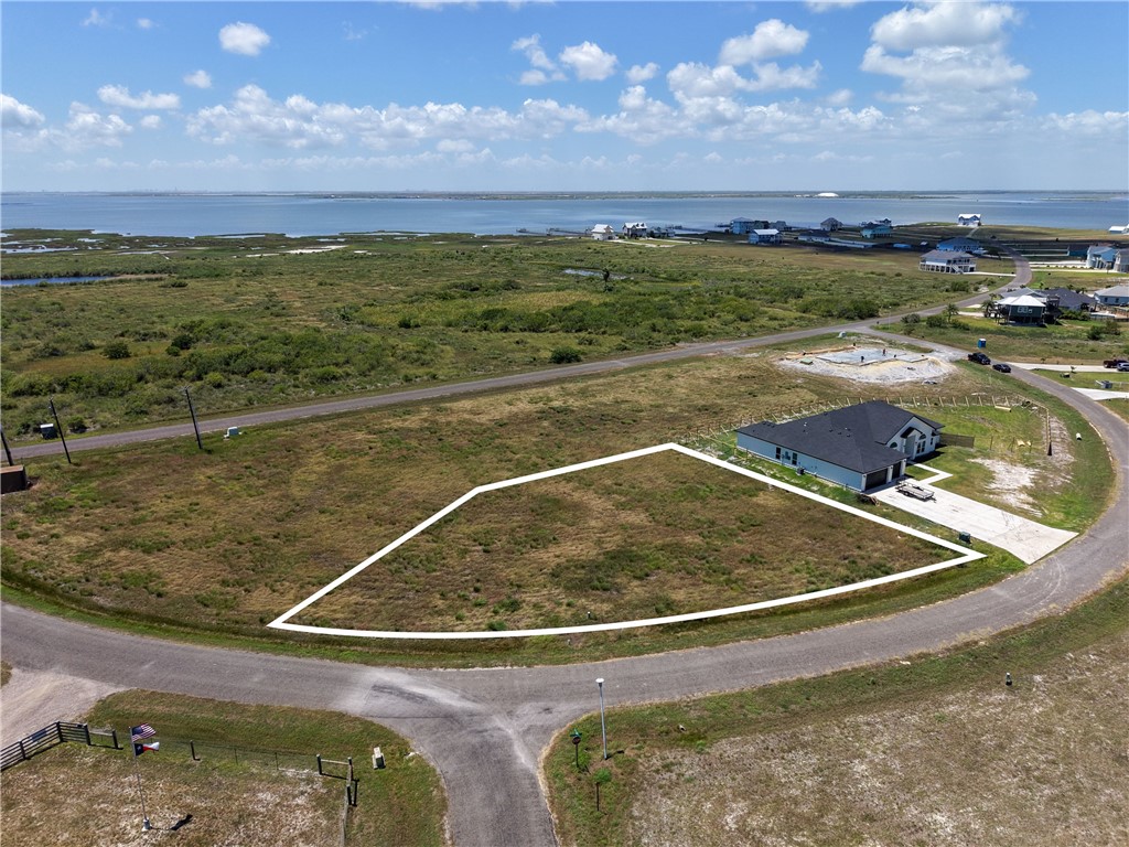 16 Northpointe Circle Rockport TX 78382