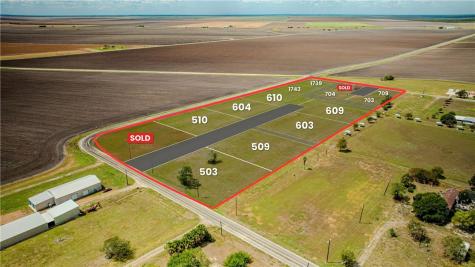 610 Wilhelm Austwell TX 77950