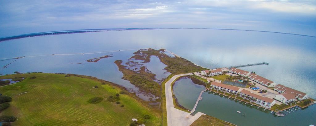 101 Sea Glass Cove Rockport TX 78382