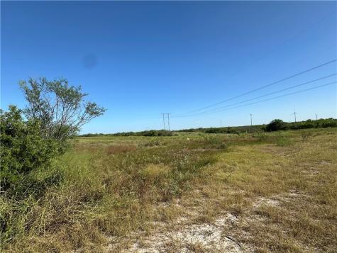 21316 County Road 798 Mathis TX 78389
