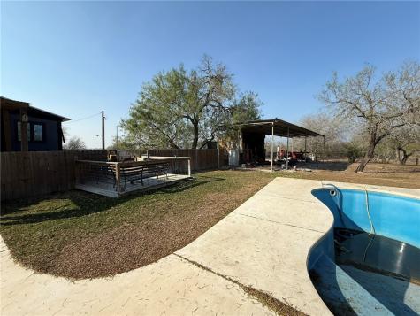 1331 Highway 281 S George West TX 78022