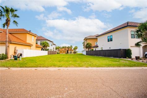 251 La Joya Port Aransas TX 78373