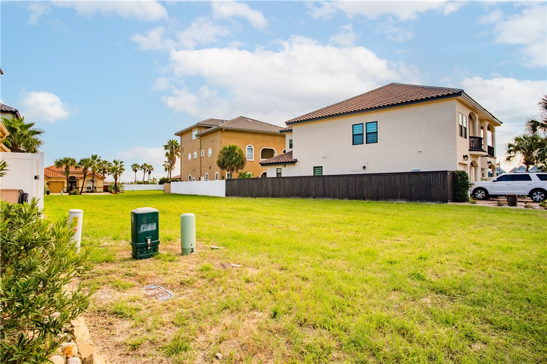 251 La Joya Port Aransas TX 78373