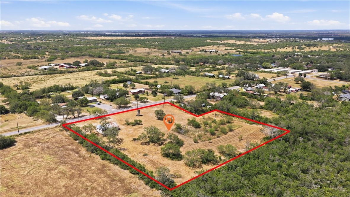 1507 Middle Road George West TX 78022
