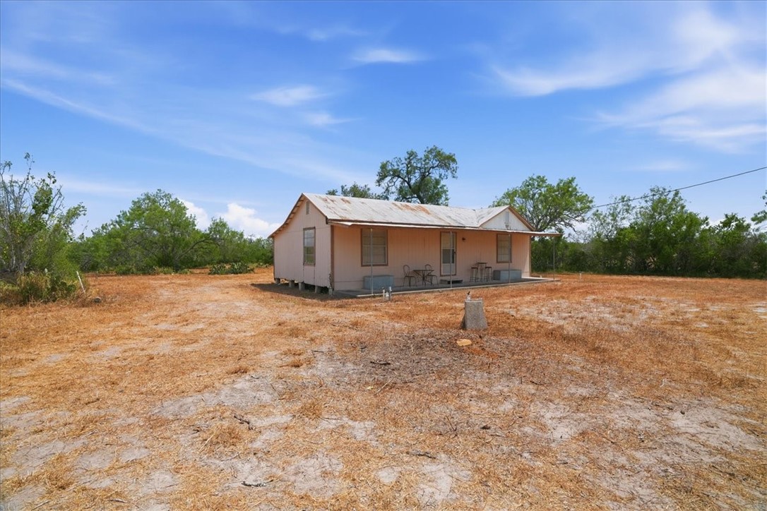 1507 Middle Road George West TX 78022