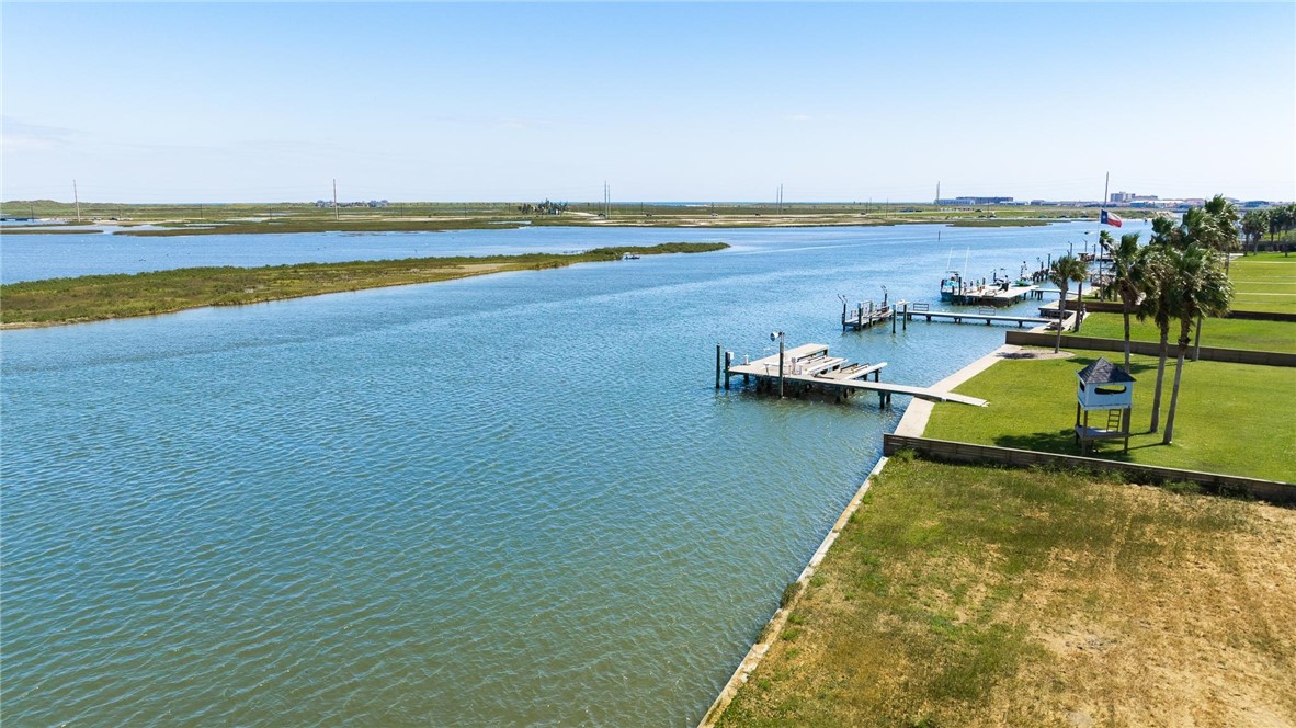 14208 Playa Del Rey Corpus Christi TX 78418