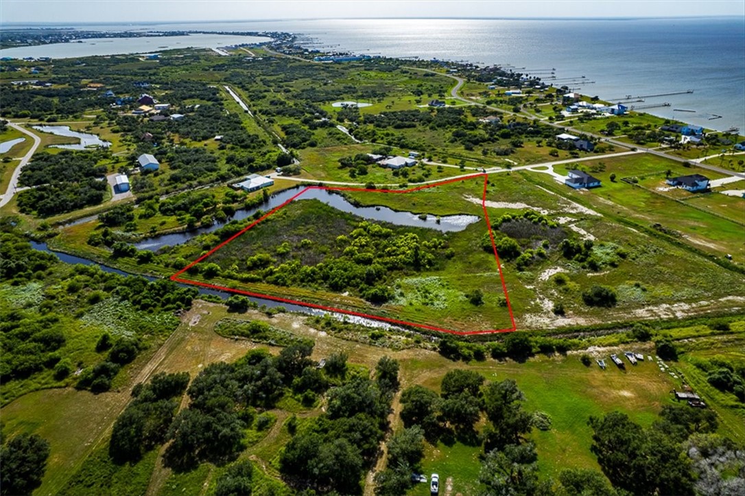 105 Windcrest Lane Rockport TX 78382