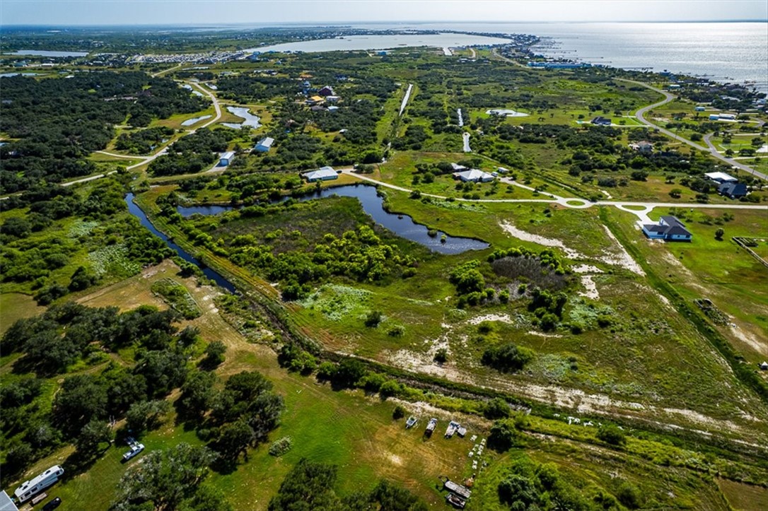 105 Windcrest Lane Rockport TX 78382