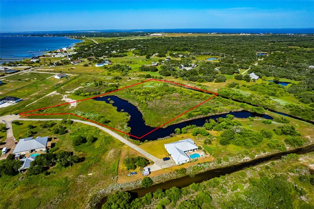 105 Windcrest Lane Rockport TX 78382