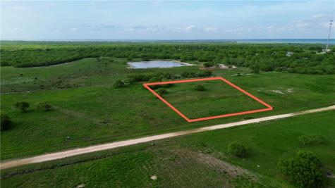 Lot 4 T-head Drive Riviera TX 78379