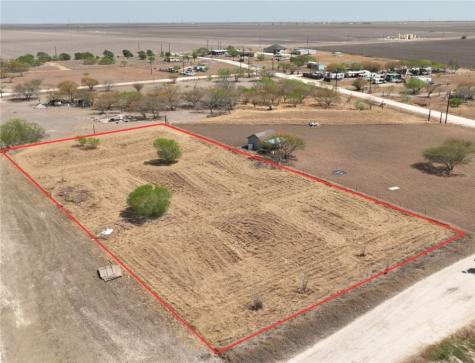 5372 Rivera Street Robstown TX 78380