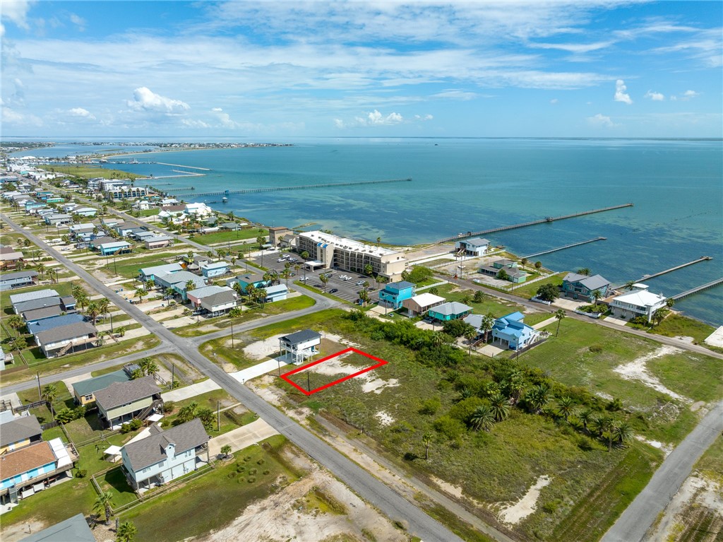 1112 S Magnolia Street Rockport TX 78382