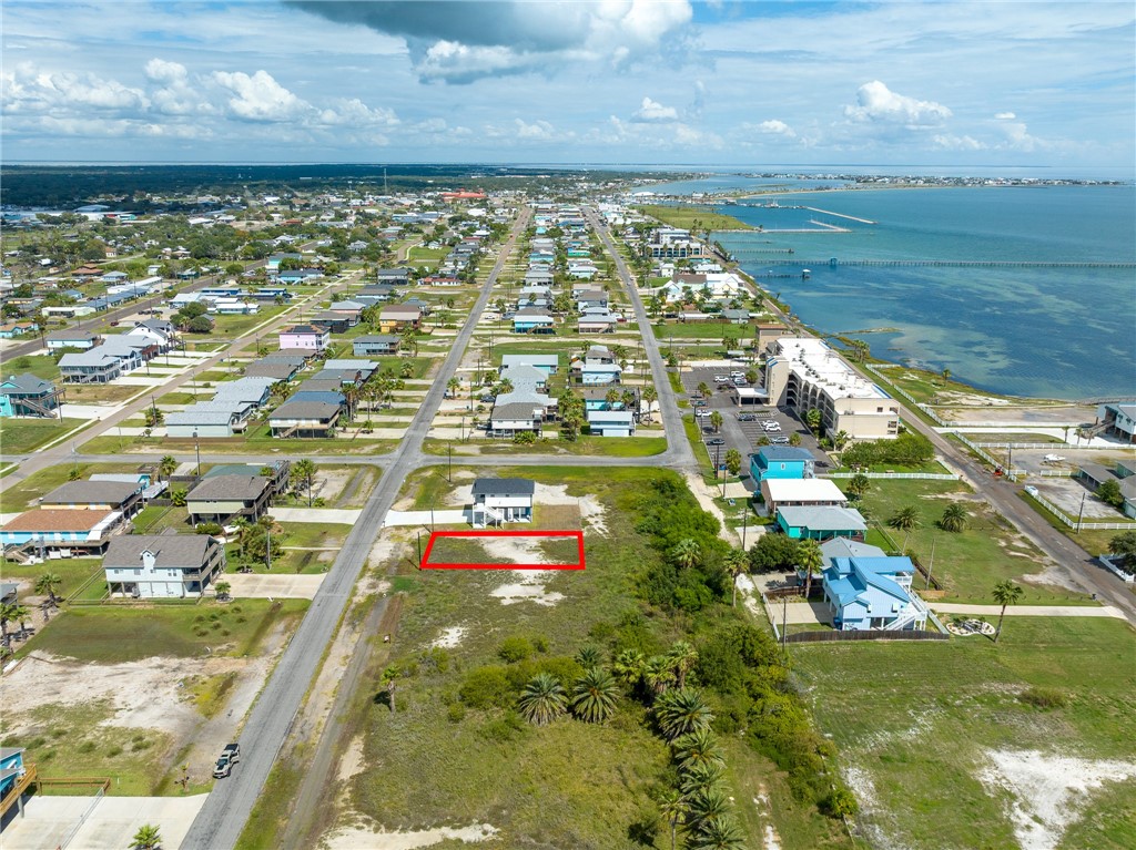 1112 S Magnolia Street Rockport TX 78382