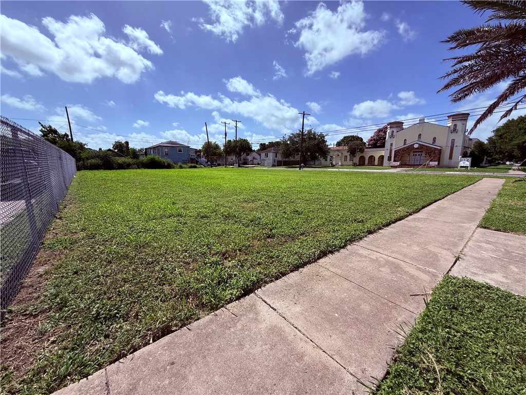 1324 Craig Street Corpus Christi TX 78404