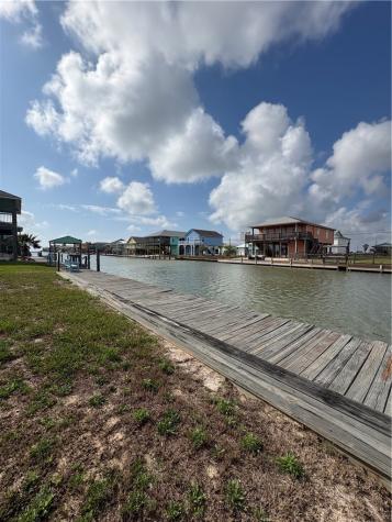 423 Palmetto Point Rockport TX 78382