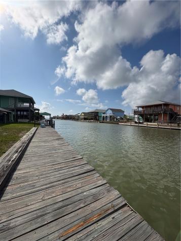 423 Palmetto Point Rockport TX 78382