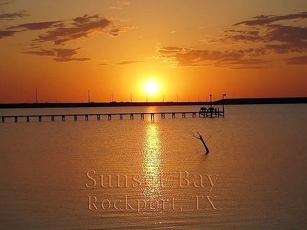 2482 State Highway 188 Rockport TX 78382