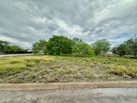701 W Warren Avenue Kingsville TX 78363