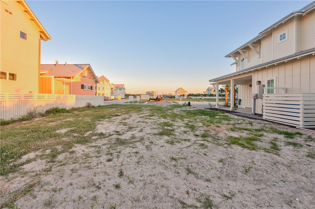 607 Center Square West Port Aransas TX 78373