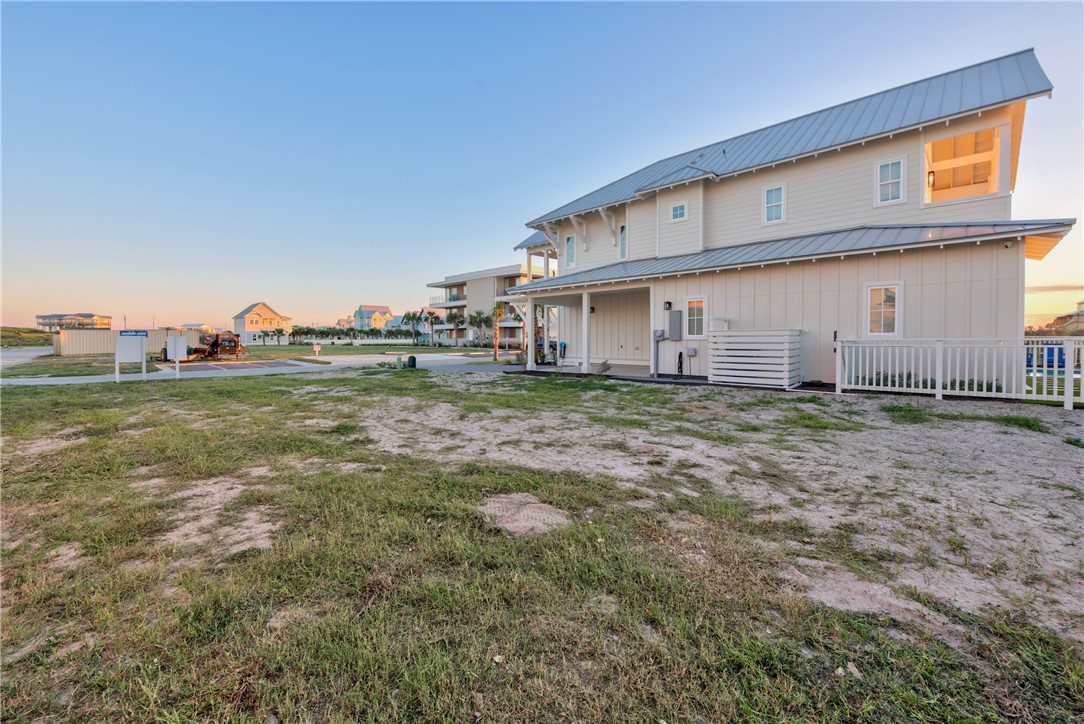 607 Center Square West Port Aransas TX 78373