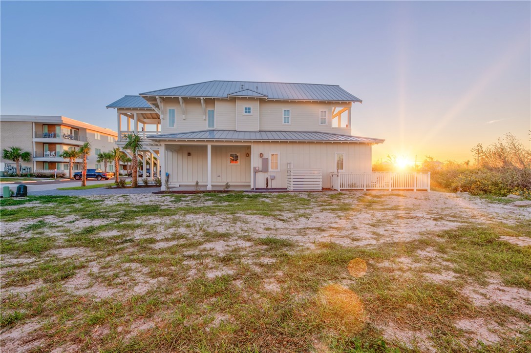 607 Center Square West Port Aransas TX 78373