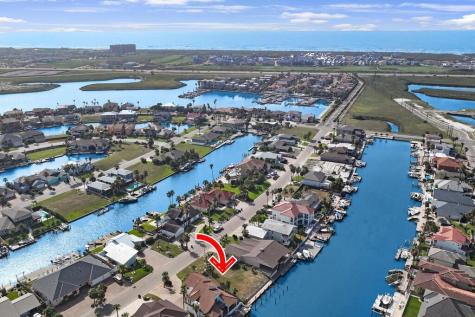 393 Mustang Boulevard Port Aransas TX 78373