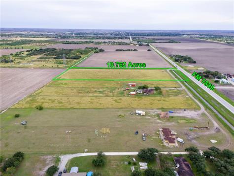 00 N Fm 1889 Street Robstown TX 78380