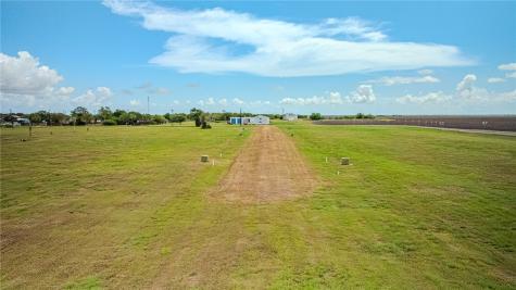 609 Wilhelm Austwell TX 77950