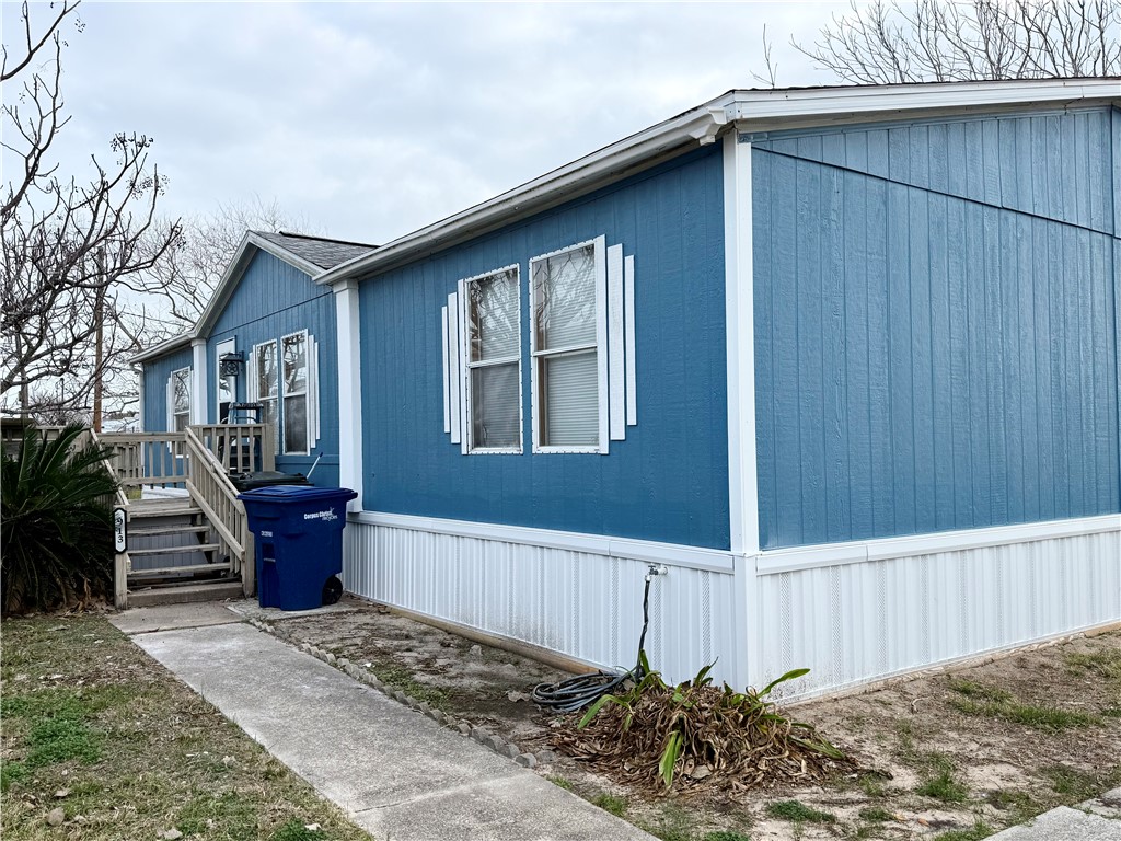 913 Grand View Street Corpus Christi TX 78418