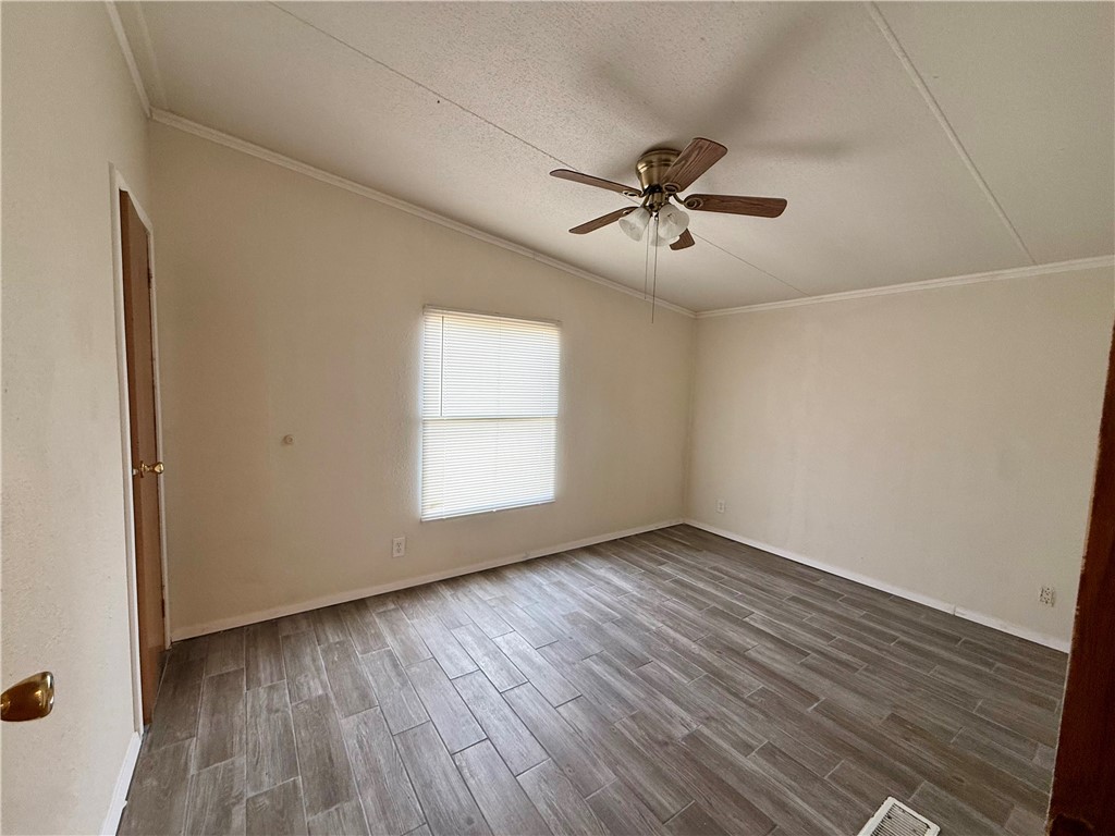 913 Grand View Street Corpus Christi TX 78418