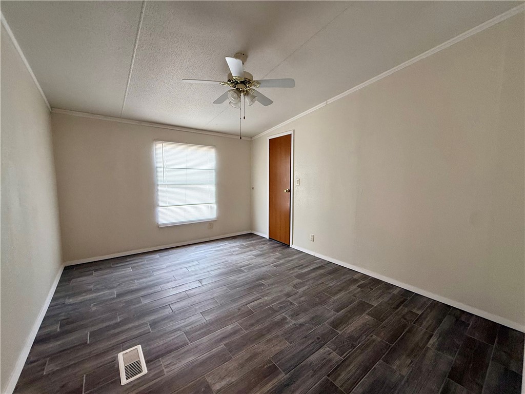 913 Grand View Street Corpus Christi TX 78418