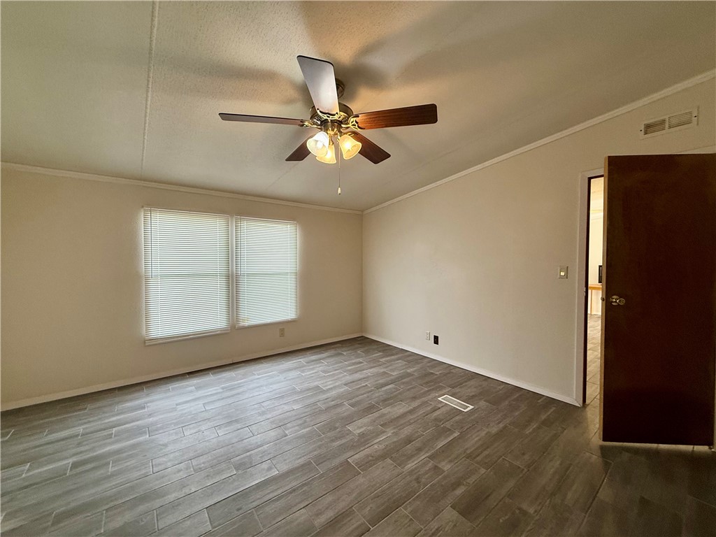 913 Grand View Street Corpus Christi TX 78418