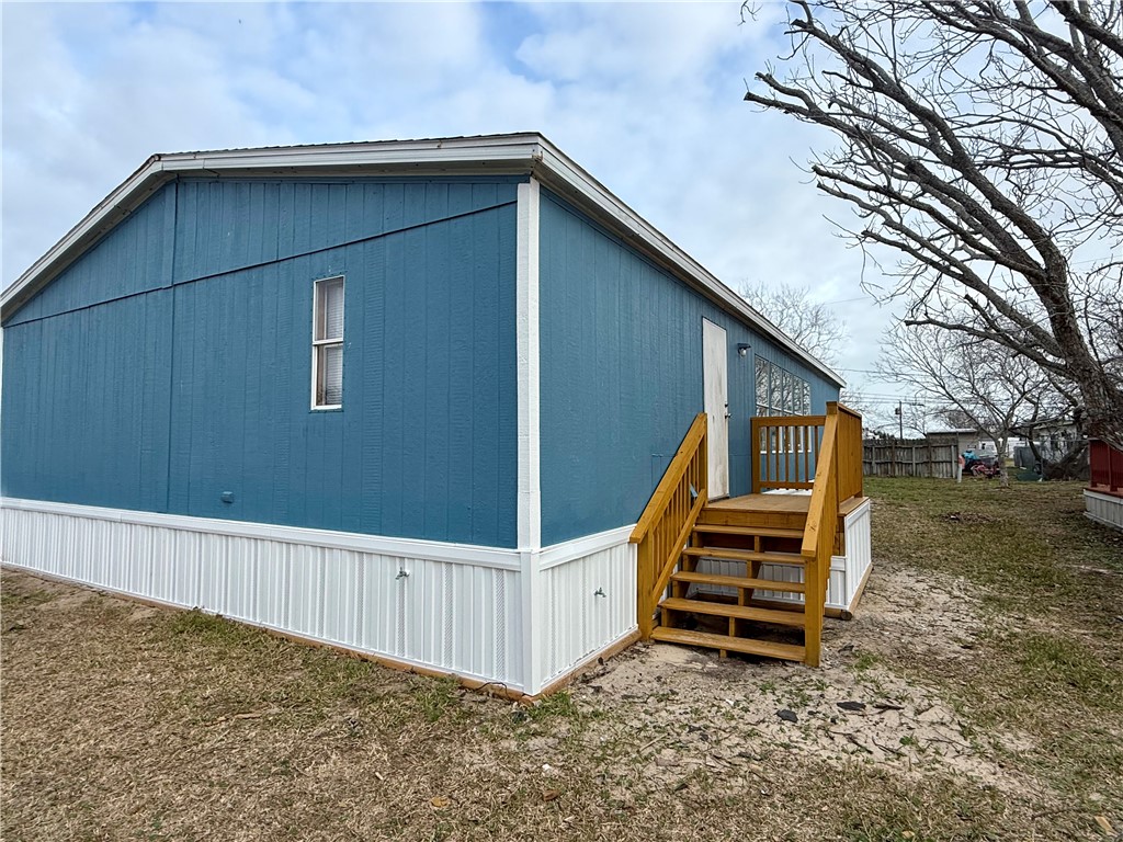 913 Grand View Street Corpus Christi TX 78418