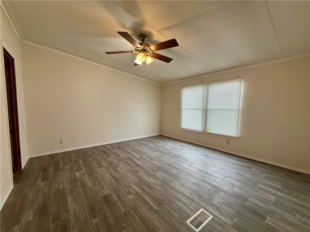 913 Grand View Street Corpus Christi TX 78418