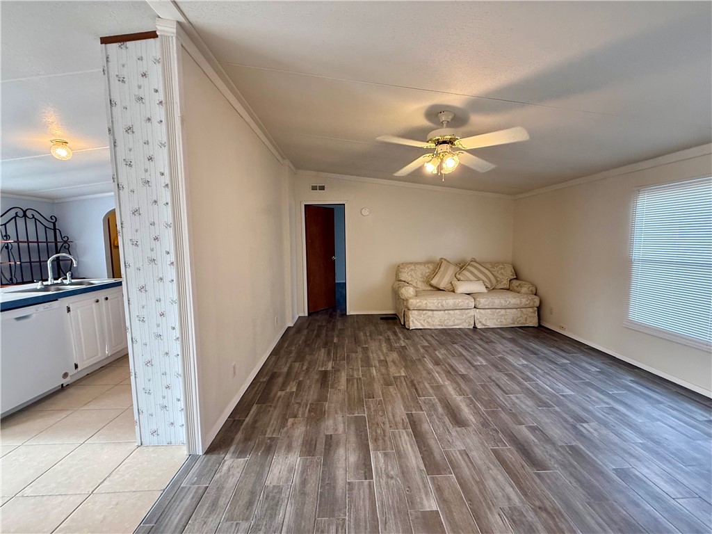 913 Grand View Street Corpus Christi TX 78418