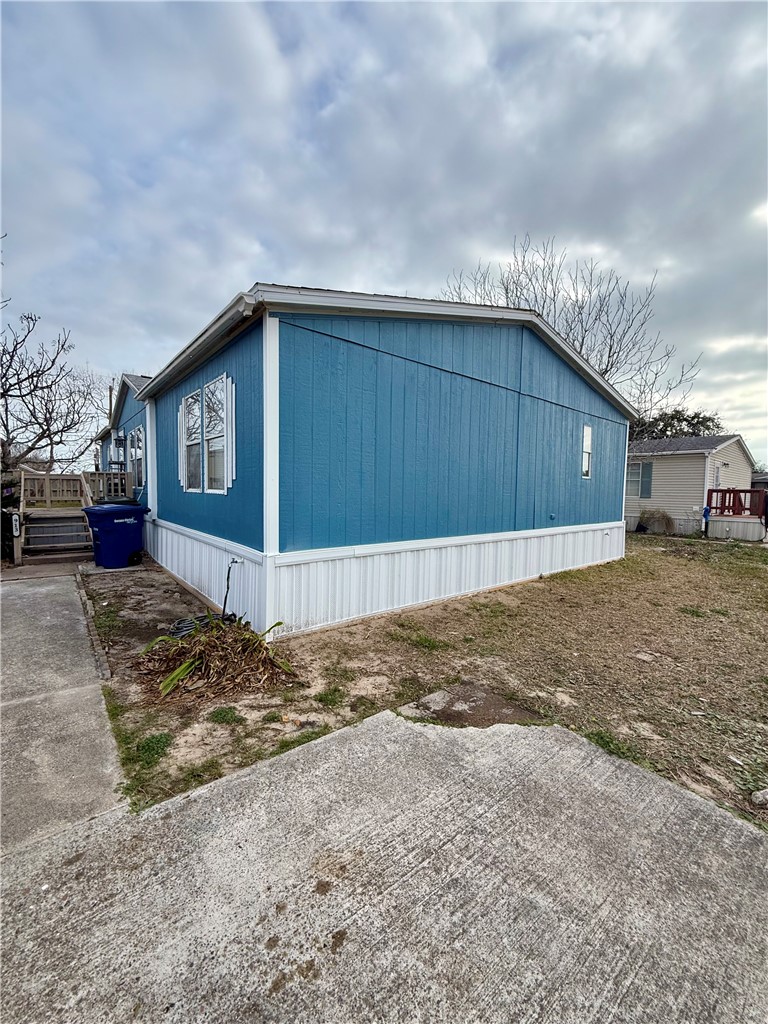 913 Grand View Street Corpus Christi TX 78418