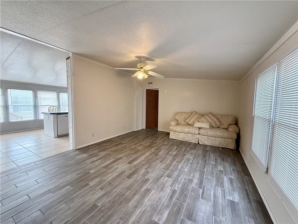 913 Grand View Street Corpus Christi TX 78418